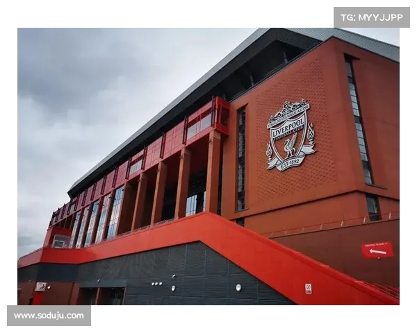 安菲尔德球迷凭一张门票欣赏两场红军与毕包友谊赛盛况